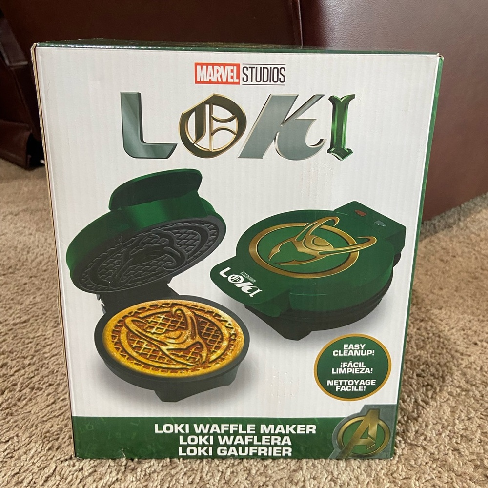 Uncanny Brands Marvel Studios Loki Waffle Maker Green Easy Clean In Box